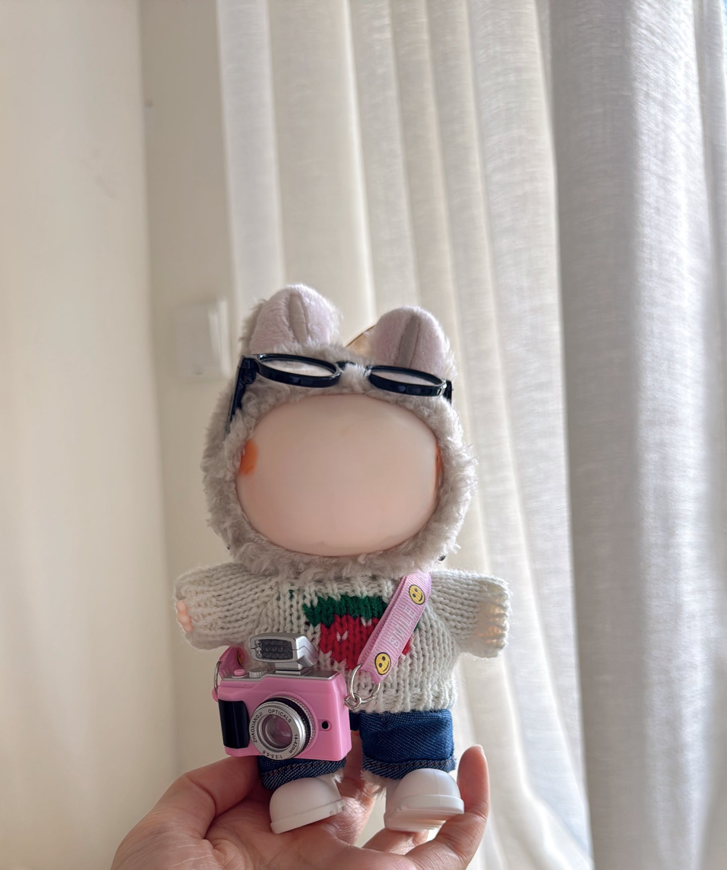Labubu Doll Cozy Set: Cream Knit Sweater, Jeans, Glasses & Pink Camera