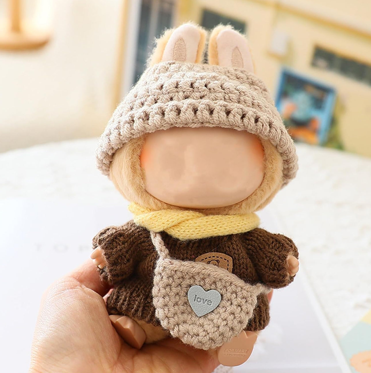 Product Name: Cozy Winter Knit Set for 17cm Labubu - 4-Piece Outfit (Sweater + Jeans + Hat + Bag)