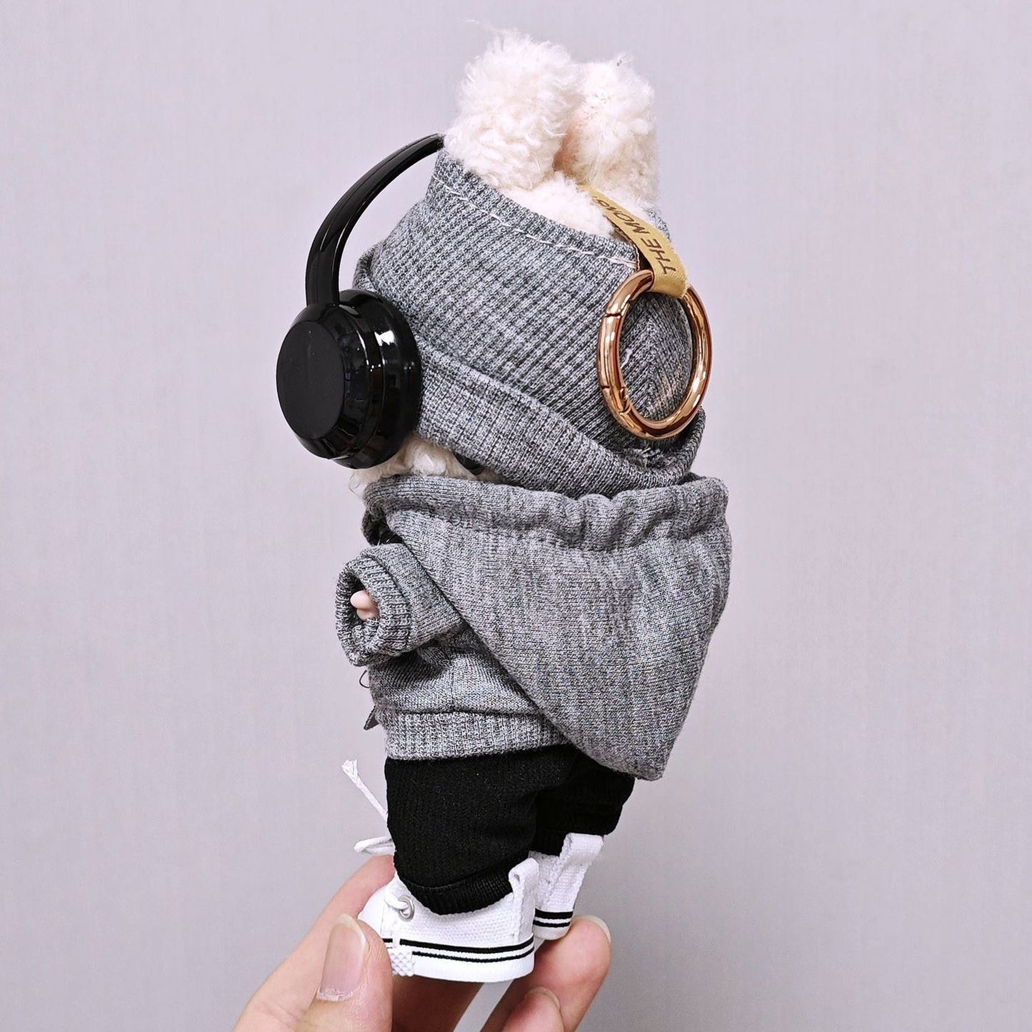 Streetwear Vibes Set - Hoodie + Jeans + Sneakers + 3 Accessories for 17cm Labubu