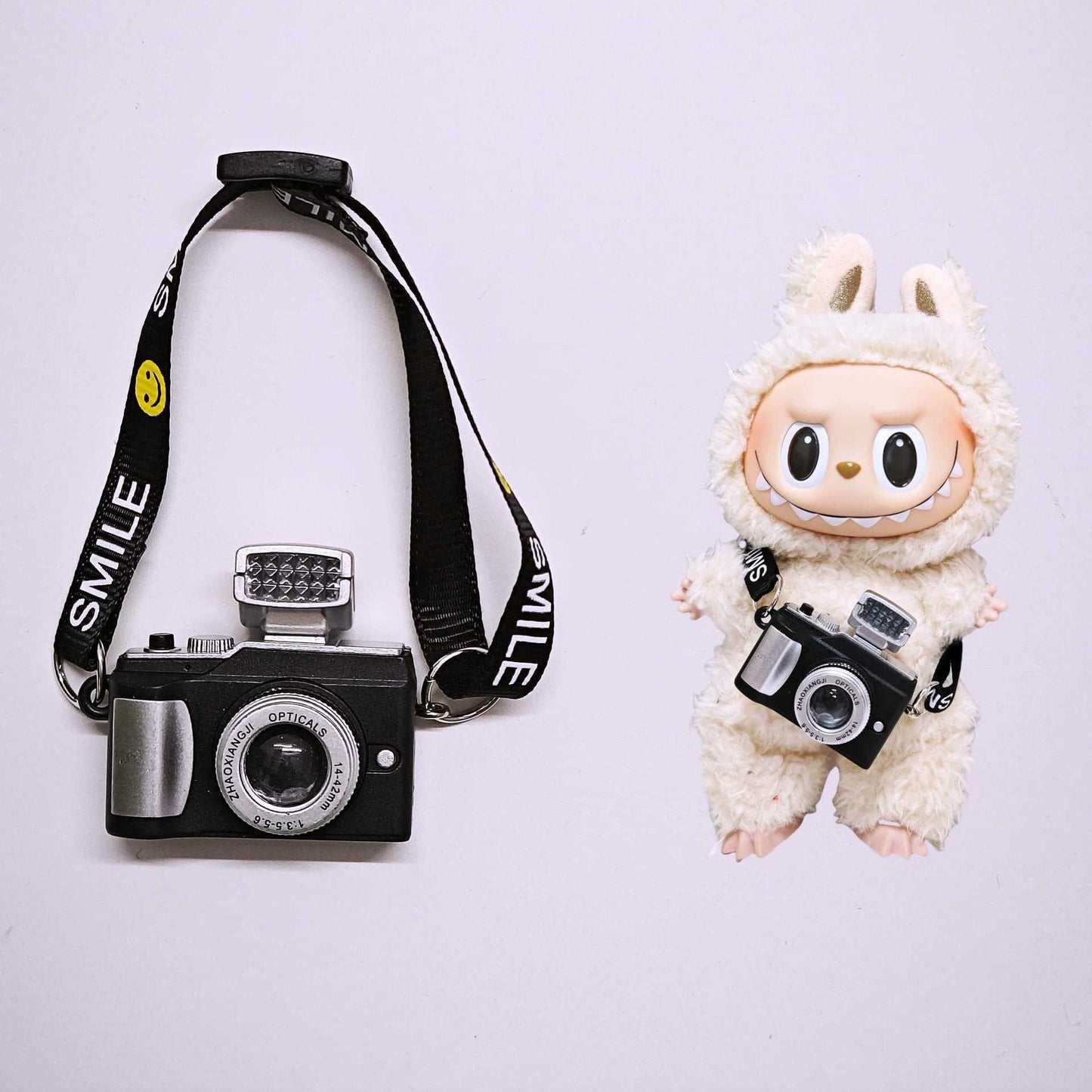 Streetwear Vibes Set - Hoodie + Jeans + Sneakers + 3 Accessories for 17cm Labubu